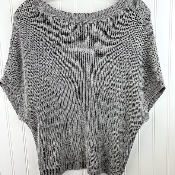 Vince NWT Open Knit Grey Sweater Top - Short Batwing Sleeve - Size L Large - Picture 4 of 7